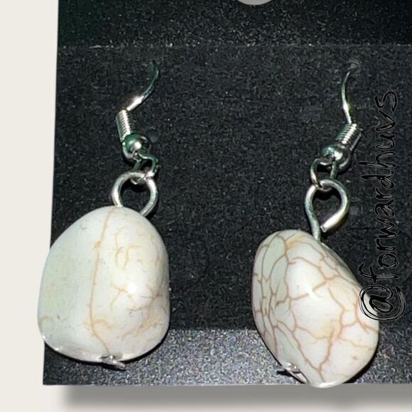 Bundle Sale 3 for $15 | White Stone with Faux Marbling Dangle Earrings - Picture 4 of 7